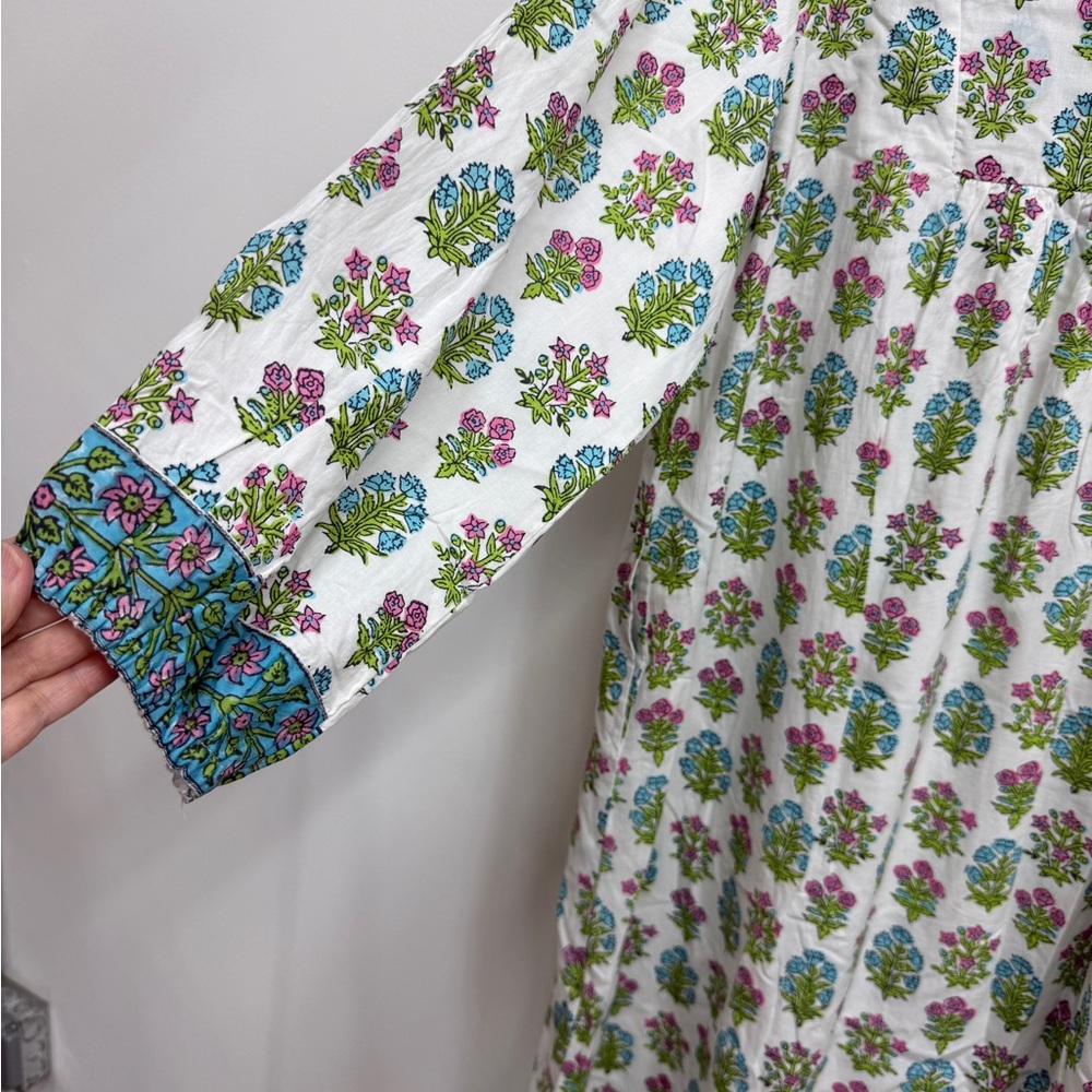 Victoria Dunn East Bay Maxi with Blue and Pink Accents, NWOT - Picture 5 of 7